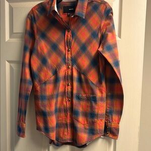 Hurley Red and Blue Casual Button Down Shirt Soft Fabric